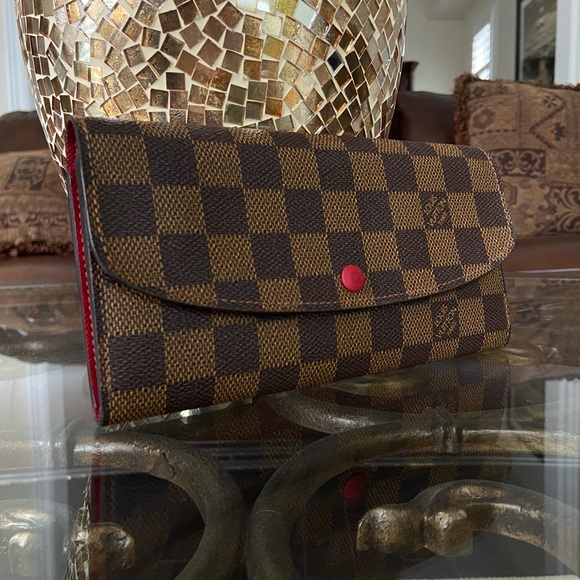 Louis Vuitton Emilie Wallet - Picture 1 of 8